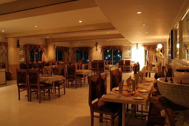 Hotel Atithi Aurangabad  Bagian luar foto